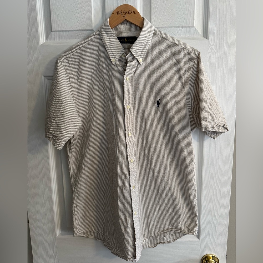 Ralph Lauren Men’s seersucker button down - size Med